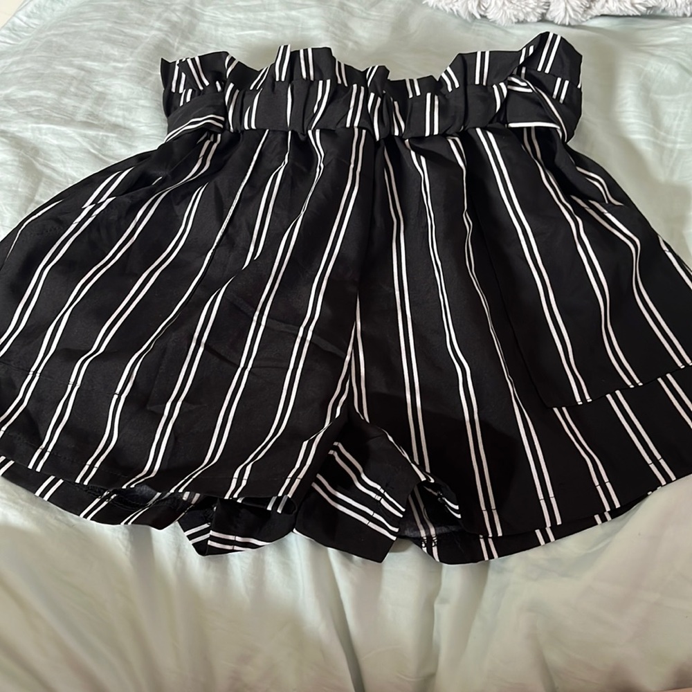 shein, black with white stripe shorts